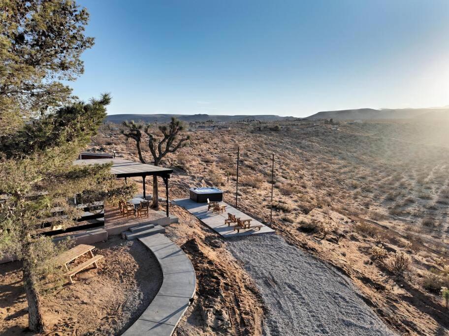 The Invisible Wind Cabin- Joshua Tree Amazing View 尤卡谷 外观 照片