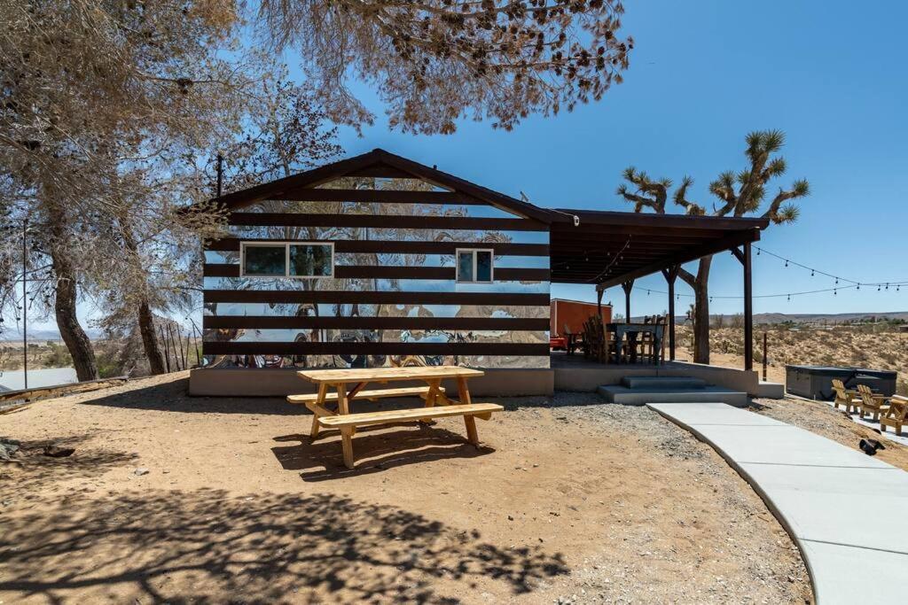 The Invisible Wind Cabin- Joshua Tree Amazing View 尤卡谷 外观 照片