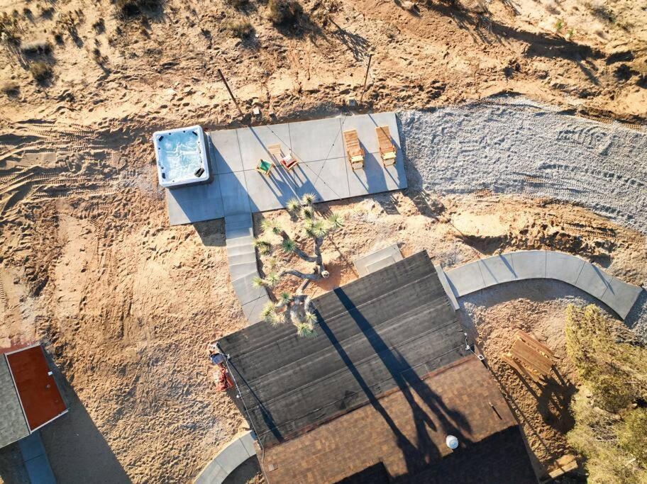 The Invisible Wind Cabin- Joshua Tree Amazing View 尤卡谷 外观 照片